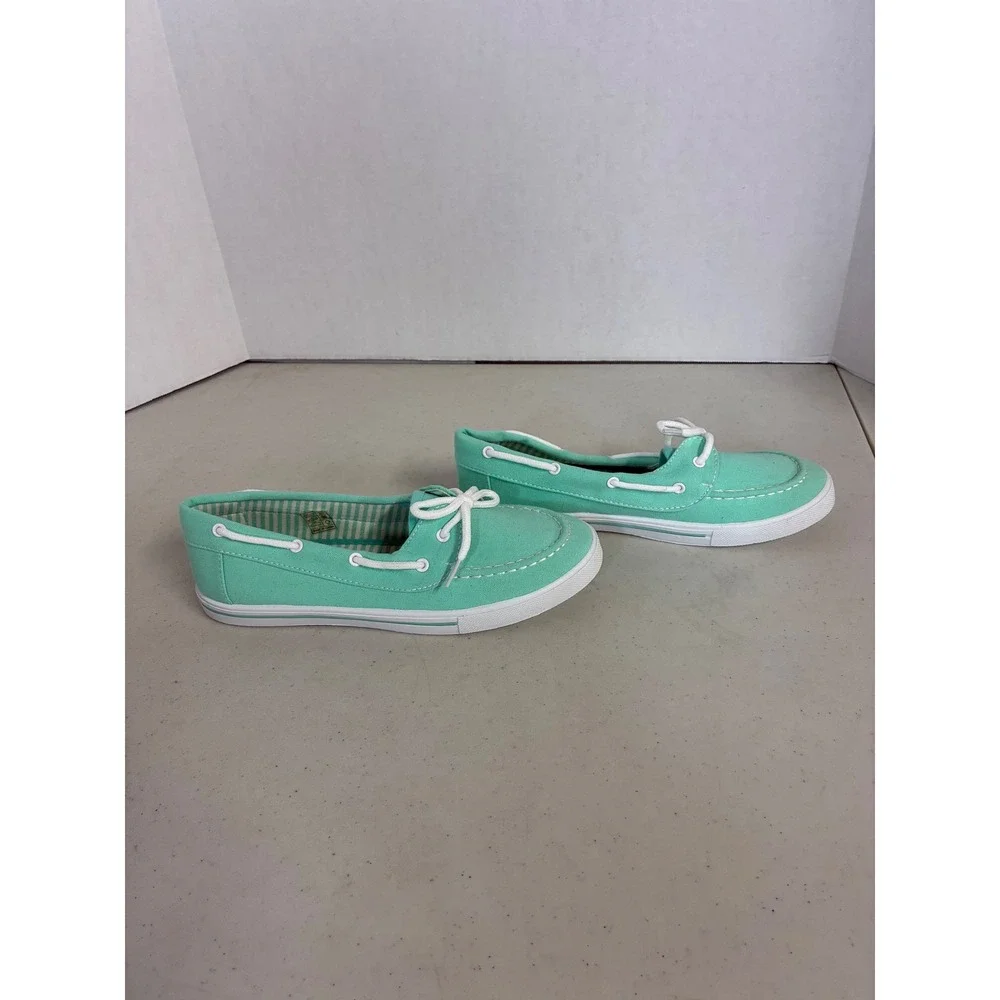 Navig8 Womens Mint Green Canvas Boat Shoes Lace Up Loafers Size 8.5